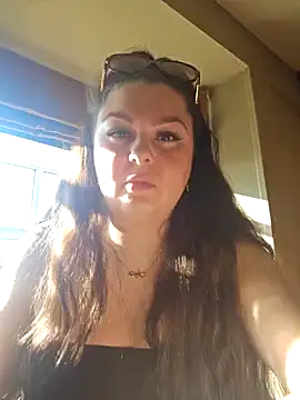 Britishbella online show from February 28, 2025, 3:15 pm