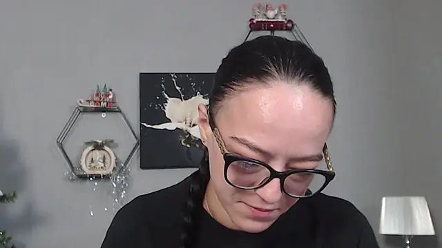 IzabelllNoir online show from December 16, 2025, 8:51 am