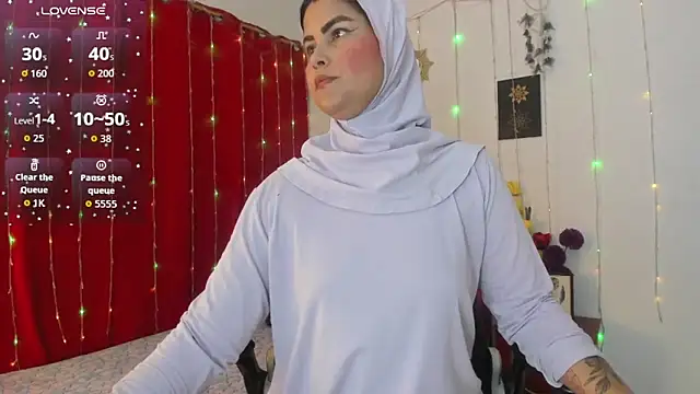 AishaAmin  online show from April 10, 2026, 12:12 pm