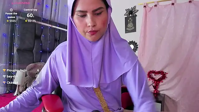 AishaAmin  online show from September 13, 2025, 3:06 am