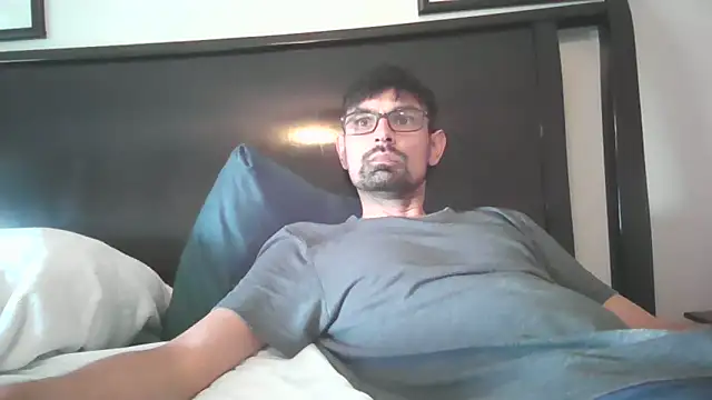spence204011 online show from March 20, 2026, 7:15 pm