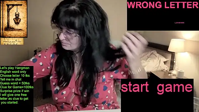 YourDreamLoverr online show from April 13, 2026, 12:47 am