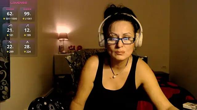 Snapshot of YourDreamLoverr chatting on February 20, 2025, 12:19 am YourDreamLoverr online show from February 20, 2025, 12:19 am