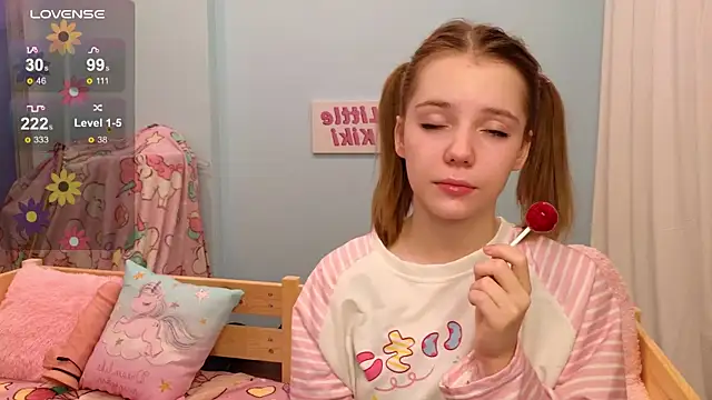 Snapshot of PrincessLittleKiki chatting on November 5, 2025, 7:22 am PrincessLittleKiki online show from November 5, 2025, 7:22 am