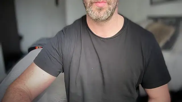 Mr Beef online show from March 13, 2026, 11:15 am