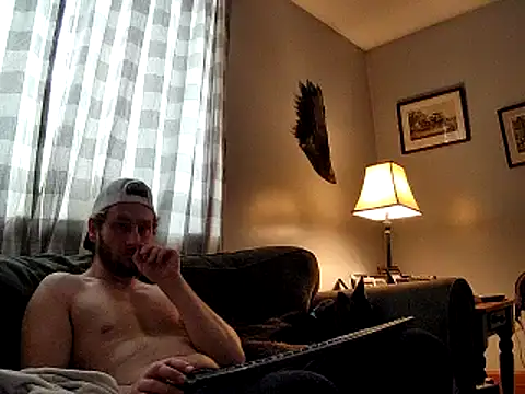 Snapshot of Seymour93 chatting on January 28, 2025, 1:16 pm Seymour93 online show from January 28, 2025, 1:16 pm