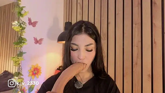 sofiesoft online show from March 29, 2026, 2:30 pm