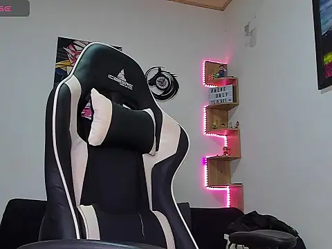 Marco diaz1 online show from October 5, 2025, 12:45 am