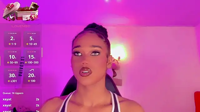 Snapshot of naomy__xx chatting on February 12, 2026, 2:44 am naomy xx online show from February 12, 2026, 2:44 am