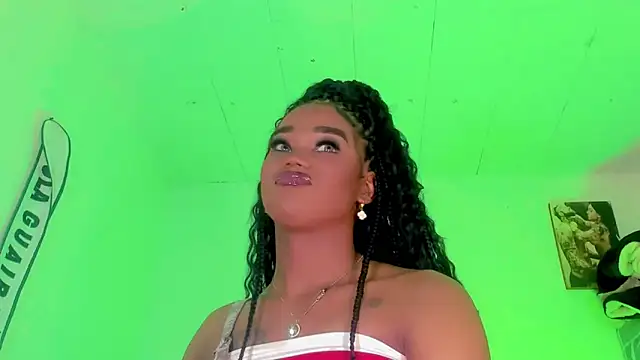 naomy  xx online show from September 20, 2025, 2:49 am