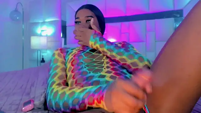 naomy  xx online show from March 17, 2025, 10:29 pm