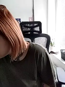 divine eve online show from April 11, 2026, 10:19 am