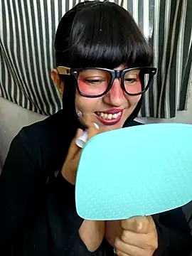 Snapshot of Derry_Cooper chatting on November 30, 2025, 4:41 pm Derry Cooper online show from November 30, 2025, 4:41 pm