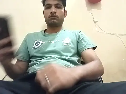 Snapshot of cuckhair chatting on March 4, 2026, 5:04 am cuckhair online show from March 4, 2026, 5:04 am