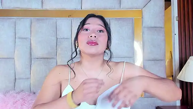 Snapshot of LinnaGardenia chatting on February 3, 2026, 2:33 pm LinnaGardenia online show from February 3, 2026, 2:33 pm