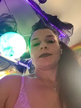 Cloud Master9 online show from March 18, 2026, 8:21 pm