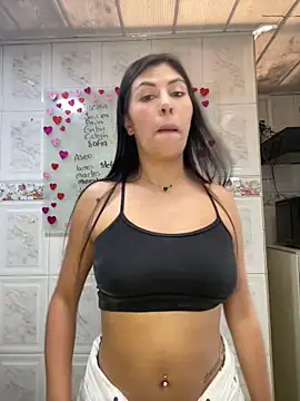 Snapshot of Alanna_atm_ chatting on February 4, 2025, 6:27 pm Alanna atm online show from February 4, 2025, 6:27 pm