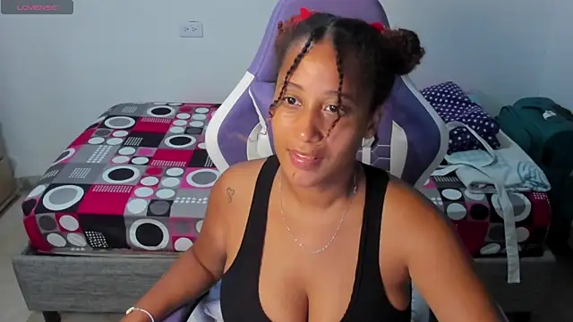 Snapshot of zandra_kiman chatting on April 12, 2026, 2:26 am zandra kiman online show from April 12, 2026, 2:26 am