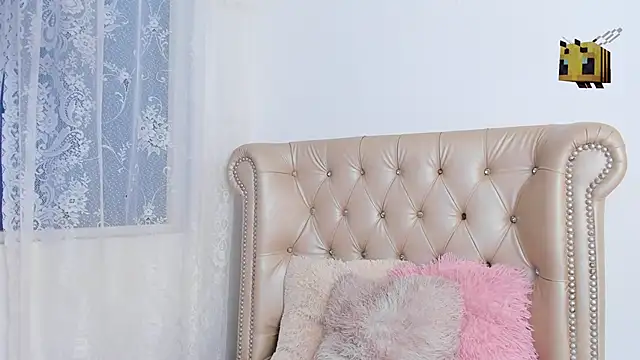 Snapshot of JeanRam18 chatting on March 13, 2025, 12:56 pm JeanRam18 online show from March 13, 2025, 12:56 pm