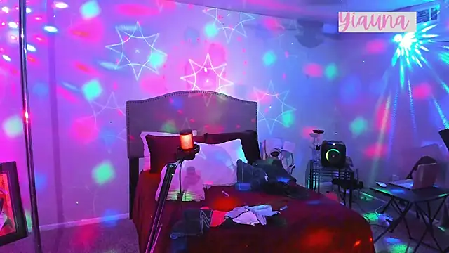 yiauana online show from November 22, 2025, 6:23 am