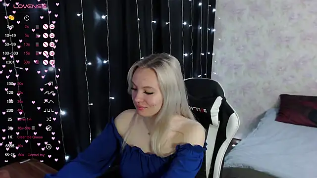 VikaPowers online show from February 11, 2025, 3:18 am