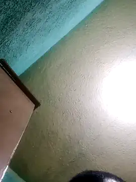 Snapshot of crowten chatting on December 8, 2024, 10:57 pm crowten online show from December 8, 2024, 10:57 pm