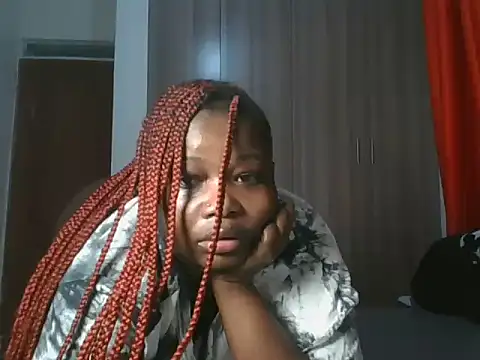 Snapshot of freaky_juicy chatting on May 4, 2026, 4:32 pm freaky juicy online show from May 4, 2026, 4:32 pm