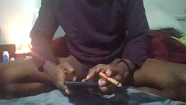 Snapshot of razzynolight chatting on December 19, 2025, 3:10 am razzynolight online show from December 19, 2025, 3:10 am