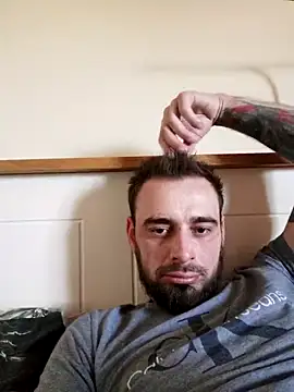 Marcel0007 online show from April 3, 2026, 6:14 pm