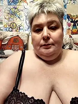 Baunti5555 online show from November 24, 2025, 5:35 pm