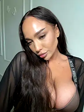 Snapshot of CardiSweetBaby chatting on October 25, 2025, 11:53 am CardiSweetBaby online show from October 25, 2025, 11:53 am