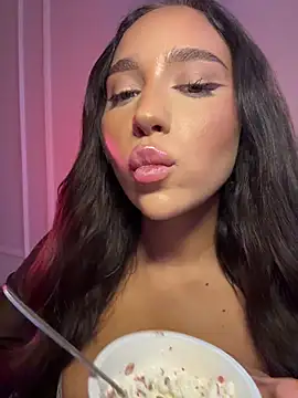 CardiSweetBaby online show from February 14, 2026, 2:39 pm