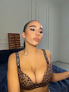 Snapshot of CardiSweetBaby chatting on July 10, 2026, 12:05 pm CardiSweetBaby online show from July 10, 2026, 12:05 pm