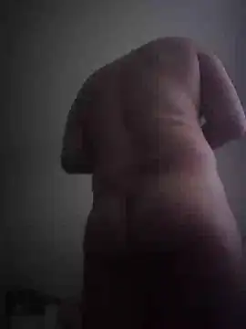 Snapshot of raducelfrumos99 chatting on February 13, 2026, 2:39 pm raducelfrumos99 online show from February 13, 2026, 2:39 pm