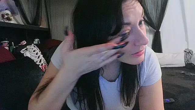 CrystalLakeXO online show from March 25, 2026, 6:13 am