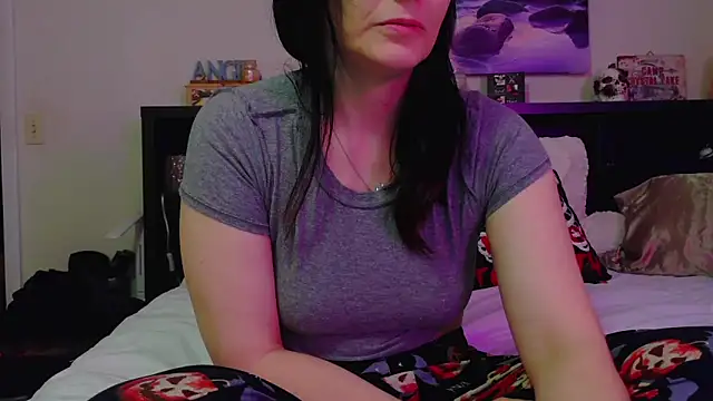 CrystalLakeXO online show from December 2, 2025, 6:48 am