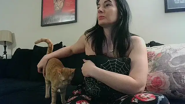 CrystalLakeXO online show from October 6, 2025, 6:25 am