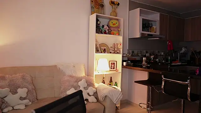 Snapshot of SaraParisi chatting on February 5, 2026, 12:06 am SaraParisi online show from February 5, 2026, 12:06 am