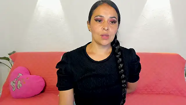 jessamond online show from October 11, 2025, 11:06 pm