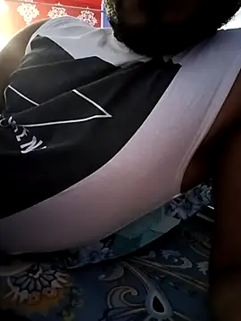 model yesx online show from February 21, 2025, 5:42 pm