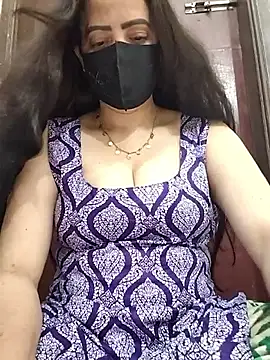 Snapshot of Anjel_Sadia chatting on June 7, 2026, 2:39 am Anjel Sadia online show from June 7, 2026, 2:39 am