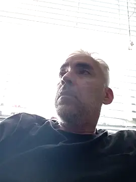 Snapshot of Xoc8_ chatting on October 19, 2025, 11:07 pm Xoc8 online show from October 19, 2025, 11:07 pm