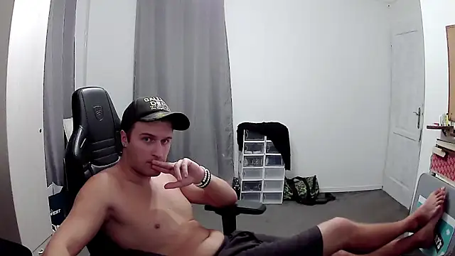 PKrisztian online show from September 28, 2025, 4:03 pm