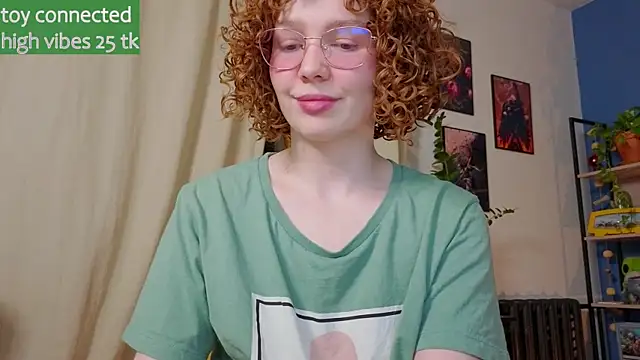 Snapshot of _lightmyfire chatting on March 22, 2025, 5:20 pm lightmyfire online show from March 22, 2025, 5:20 pm