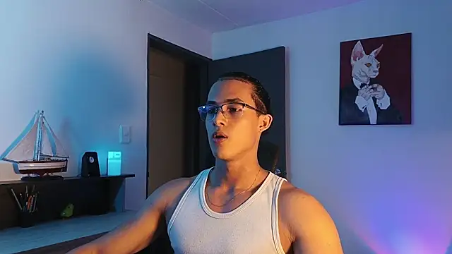 alejo x3 online show from November 28, 2025, 11:38 pm