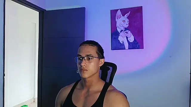 alejo x3 online show from April 15, 2026, 8:42 pm