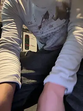 matu050556 online show from February 15, 2026, 7:42 am