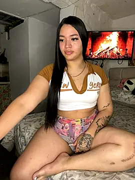 GemaGranadoss online show from November 1, 2025, 4:30 am