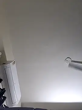 Snapshot of Leeeezzzz_roy chatting on October 2, 2025, 5:49 pm Leeeezzzz roy online show from October 2, 2025, 5:49 pm