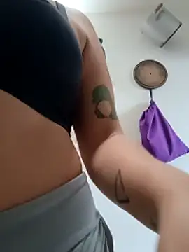 ConeNella online show from January 6, 2025, 3:29 pm